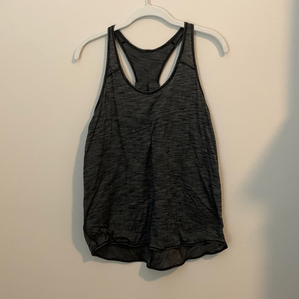 Lululemon tank